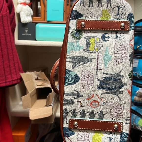 Dooney & Bourke × Disney Star Wars The Force Awakens Shopper Tote Bag - Picture 4 of 4